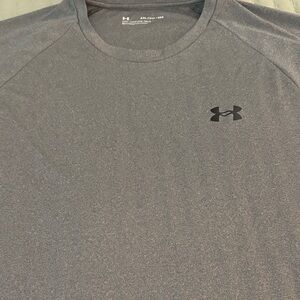 Under Armour Men's Charcoal Tee